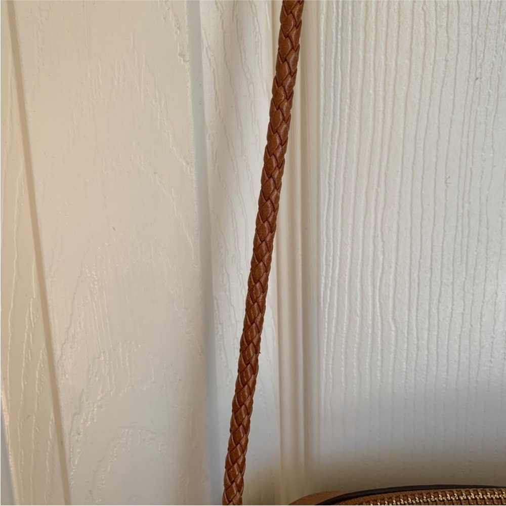 Tory Burch Brown Leather Shoulder Bag with decorative tassel & braided strap - Picture 3 of 10